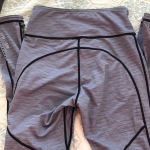 Reversible gym shark leggings